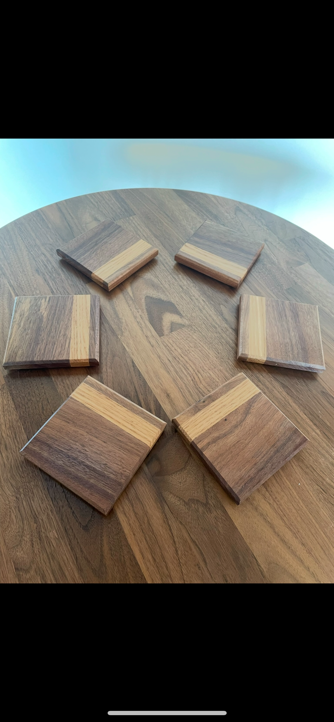 “Set of 4 Walnut Drinks Coasters with Oak Inlay – Handcrafted Elegance”